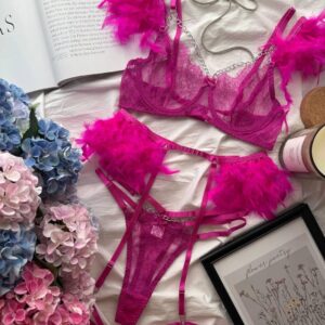 Жіночий еротичний комплект спідньої білизни з пір'ям і поясом і гартерами
