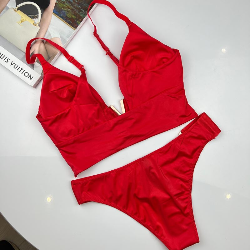 Комплект женского нижнего белья Victoria`s Secret — изображение 4